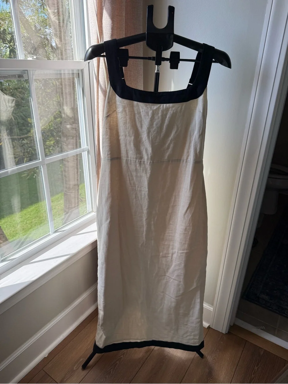Abercrombie & Fitch Cream maxi Dress with Black Trim -Medium